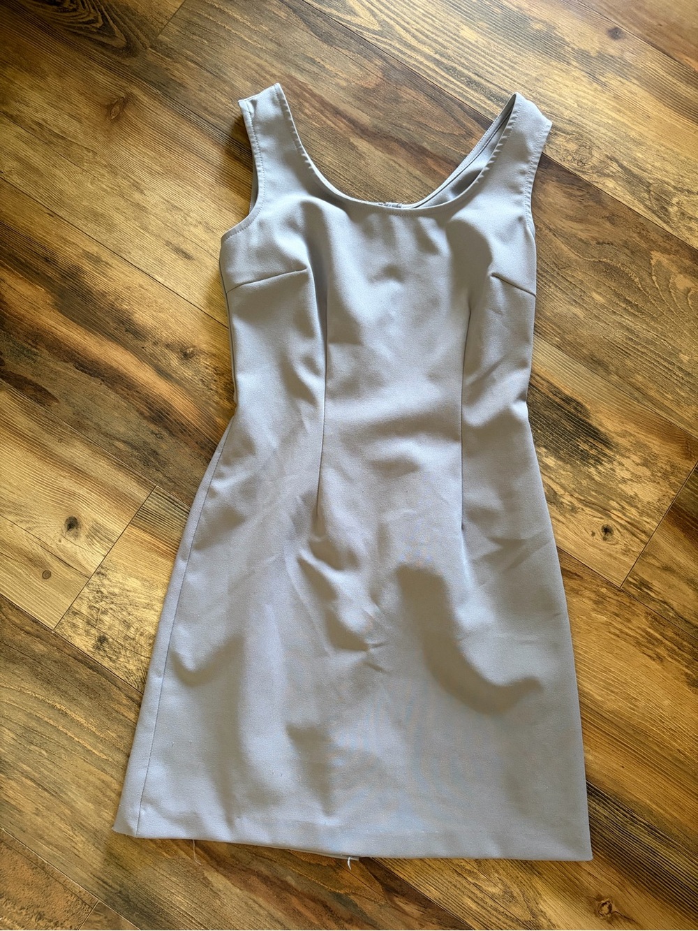 Sleek Scoop-Neck Mini Dress in Light Gray